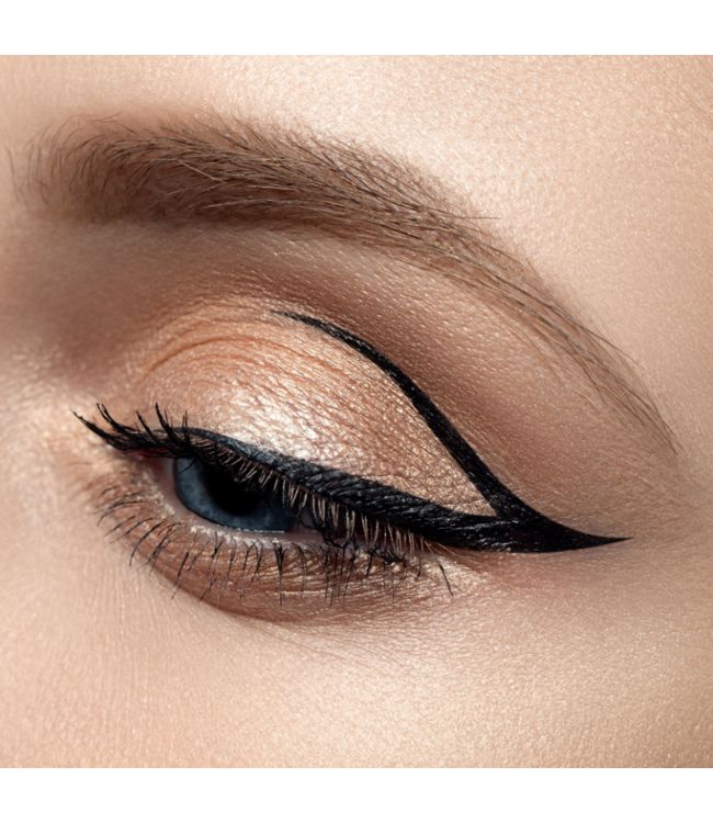Weggooien slaap informeel Make-up Studio Fluid Eyeliner Black 5ml online kopen? Make-up Studio Liquid  Eyeliner Zwart